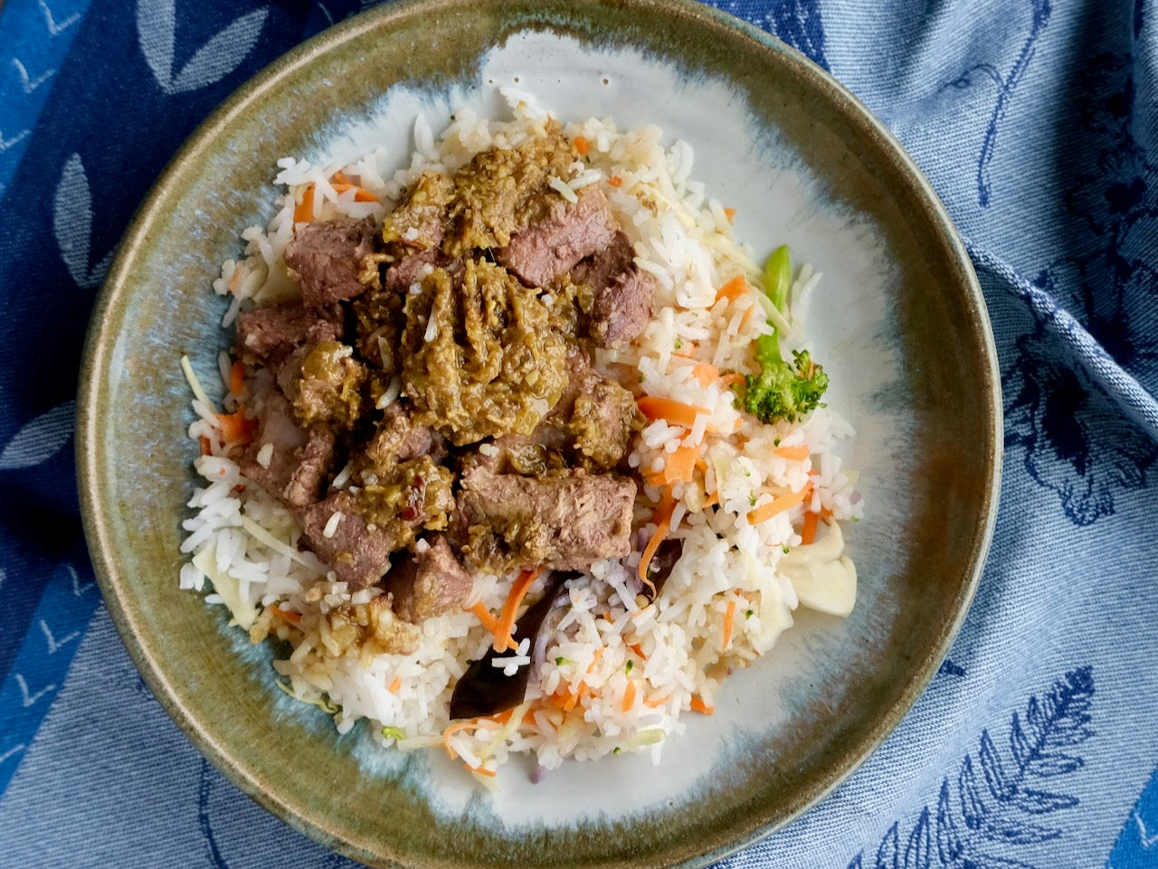 Rendang de bœuf « Enright » avec riz et haricots verts