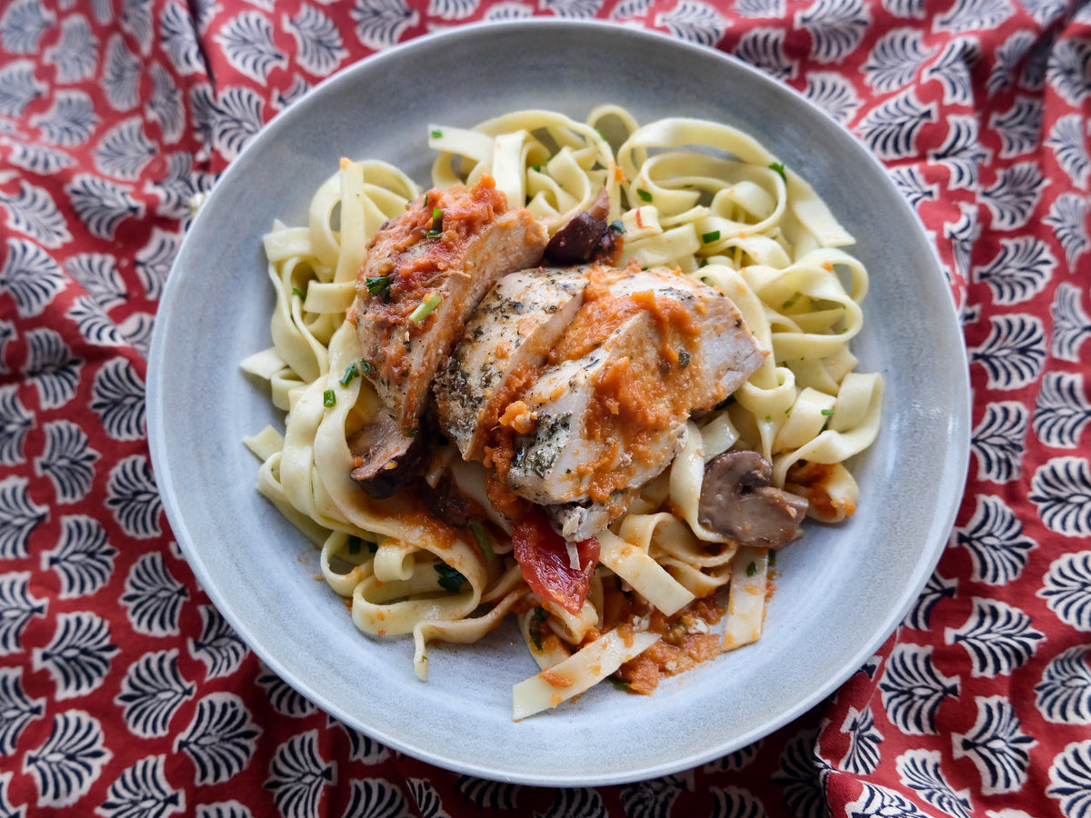 Roasted Chicken Cacciatore (Breast) With Olives & Peppers, Pasta With Butter & Herbs
