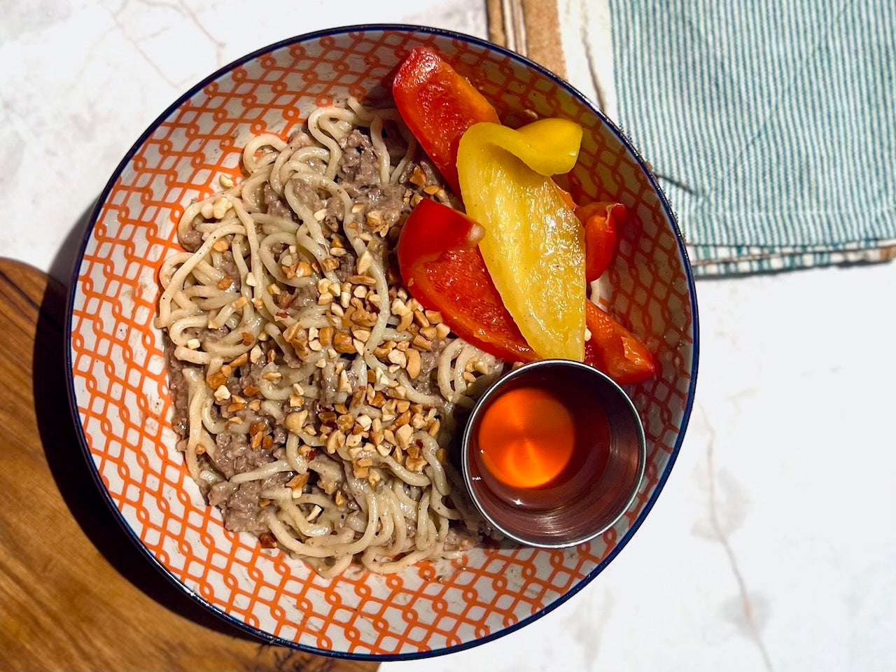 Poulet Dan Dan, Nouilles Ramen à l'huile de chili