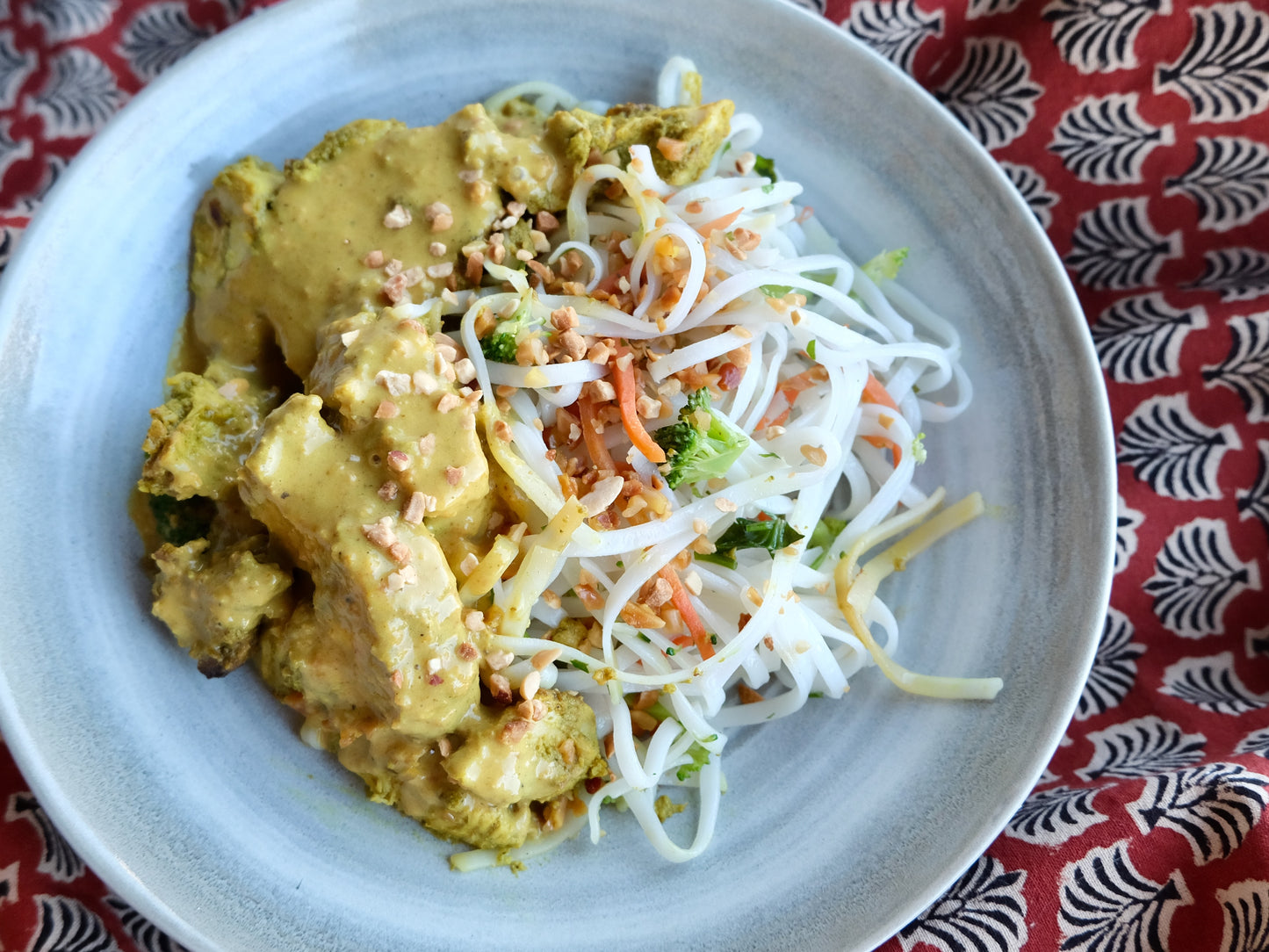 Satay Chicken (Breast) with Peanut Dipping Sauce, Rice Noodles with Roasted Broccoli & Carrots